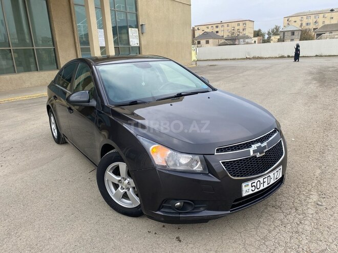 Chevrolet Cruze 2016, 288,000 km - 1.4 l - Salyan