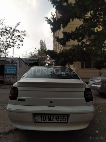 Fiat  2000, 156,736 km - 1.4 l - Bakı