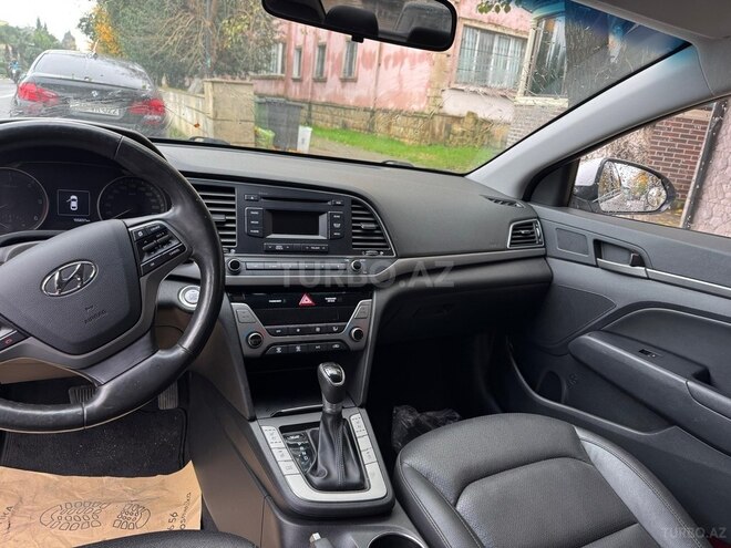 Hyundai Avante 2018, 156,000 km - 1.6 l - Bakı