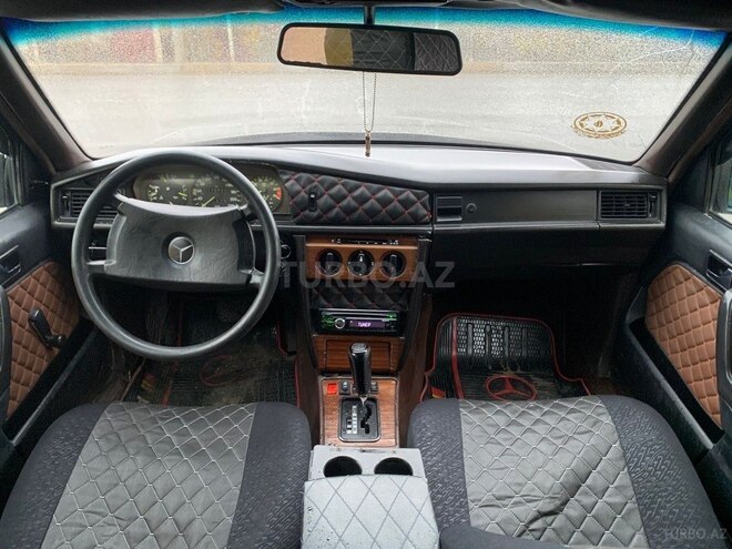 Mercedes 190 1990, 250,004 km - 2.0 л - Sumqayıt