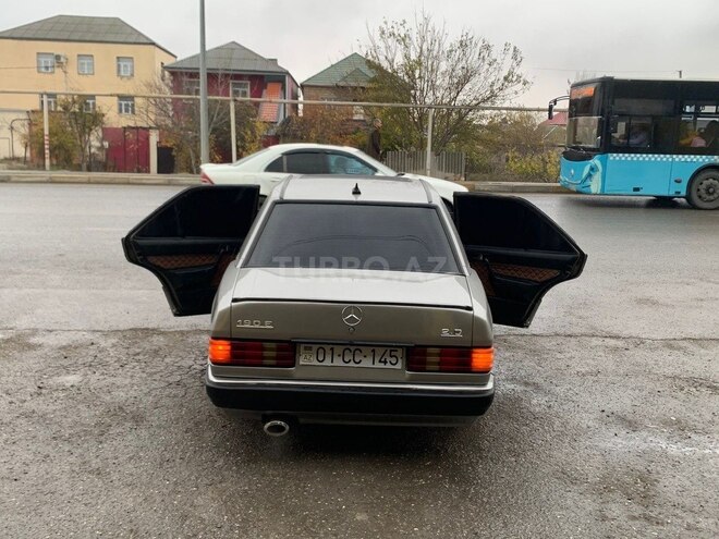Mercedes 190 1990, 250,004 km - 2.0 л - Sumqayıt