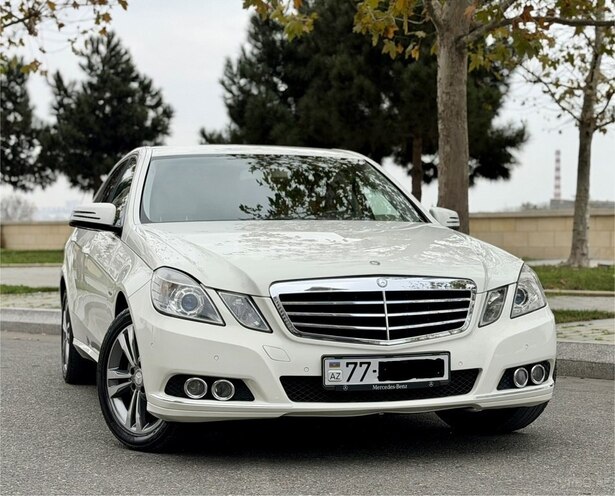 Mercedes E 250 2011, 217,987 km - 1.8 l - Bakı