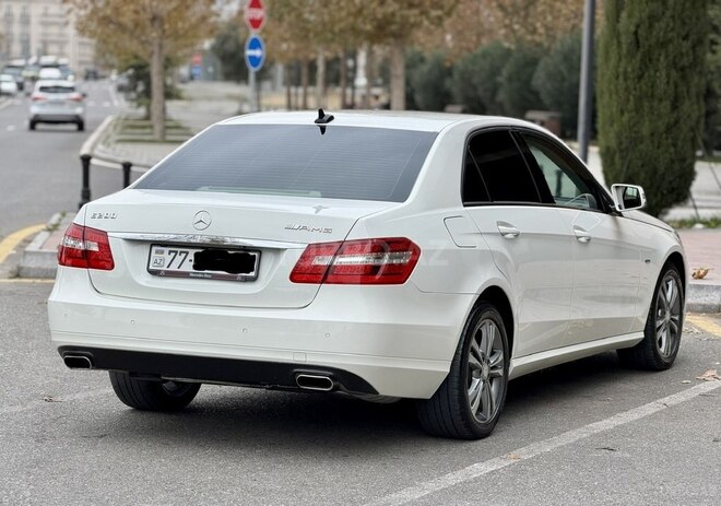 Mercedes E 250 2011, 217,987 km - 1.8 l - Bakı