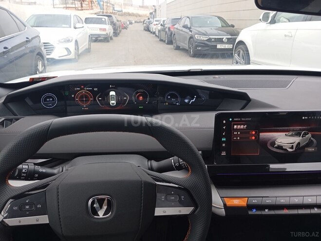 Changan  2024, 0 km - 1.5 l - Bakı