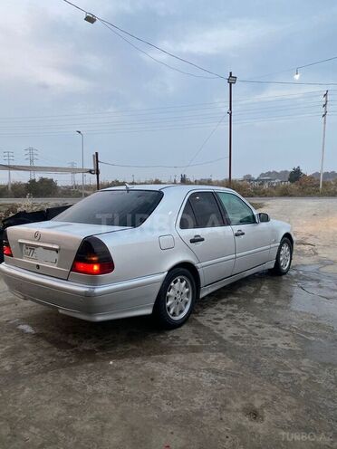 Mercedes C 220 2000, 355,896 km - 2.2 л - Bakı