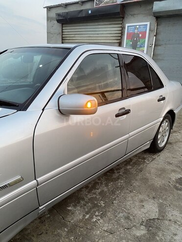 Mercedes C 220 2000, 355,896 km - 2.2 л - Bakı