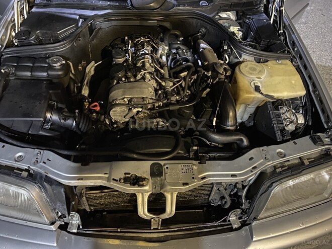 Mercedes C 220 2000, 355,896 km - 2.2 л - Bakı