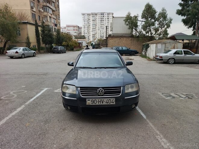 Volkswagen Passat 2003, 258,000 km - 1.8 l - Bakı