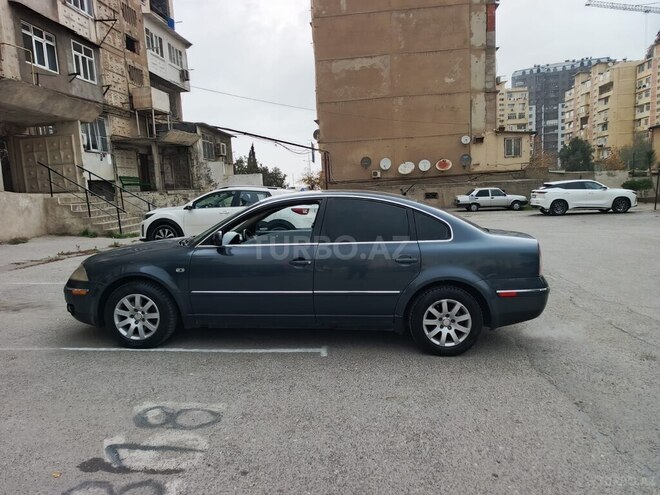 Volkswagen Passat 2003, 258,000 km - 1.8 l - Bakı