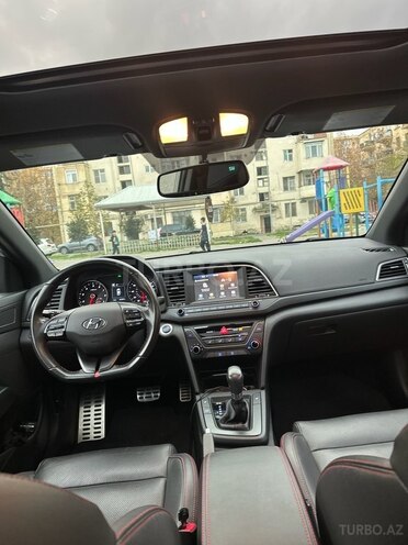 Hyundai Elantra 2017, 86,000 km - 1.6 l - Bakı