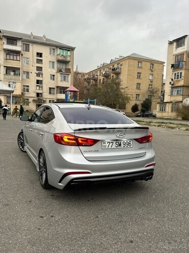 Hyundai Elantra 2017, 86,000 km - 1.6 l - Bakı
