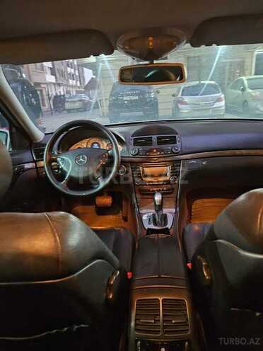Mercedes E 240 2003, 315,500 km - 2.6 l - Bakı