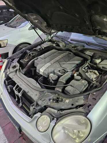 Mercedes E 240 2003, 315,500 km - 2.6 l - Bakı