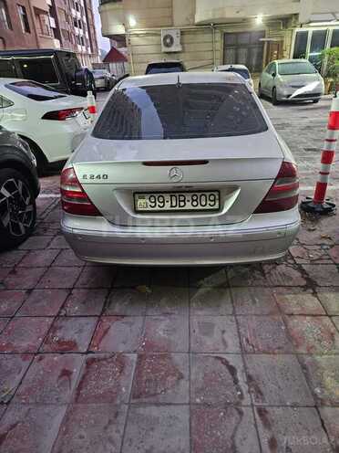 Mercedes E 240 2003, 315,500 km - 2.6 l - Bakı