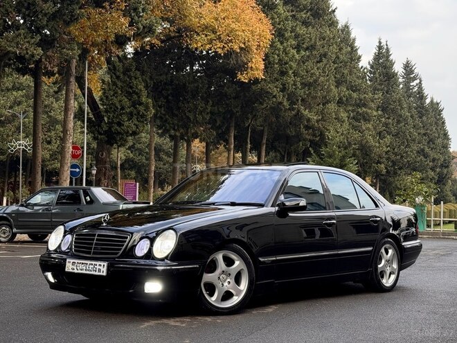 Mercedes E 320 2001, 247,167 km - 3.2 l - Masallı