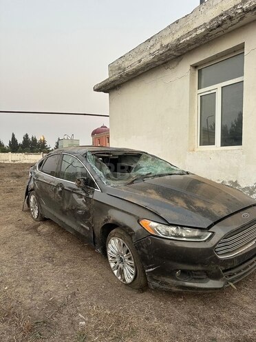 Ford Fusion (North America) 2015, 207,000 km - 2.0 л - Bakı