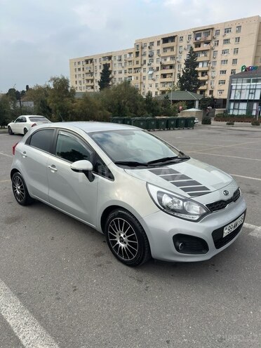 Kia Rio 2011, 315,000 km - 1.4 л - Bakı