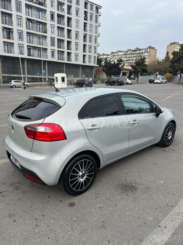 Kia Rio 2011, 315,000 km - 1.4 л - Bakı