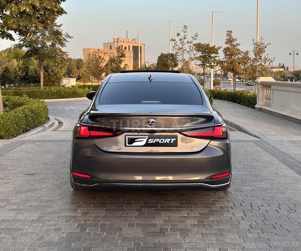 Lexus ES 300h 2022, 85,000 km - 2.5 l - Bakı