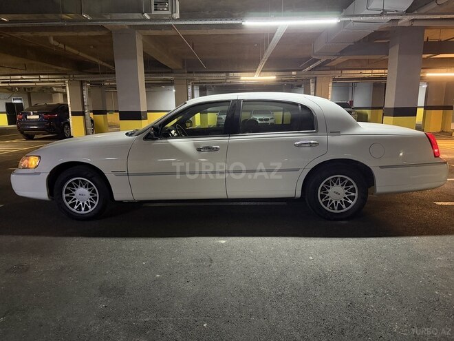 Lincoln Town Car 1998, 193,121 km - 4.6 l - Bakı