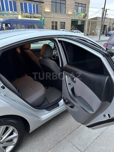 Hyundai Elantra 2015, 205,996 km - 1.8 l - Bakı