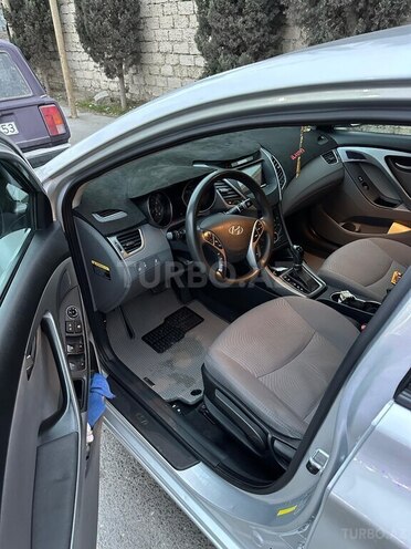 Hyundai Elantra 2015, 205,996 km - 1.8 l - Bakı