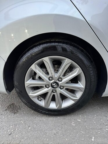 Hyundai Elantra 2015, 205,996 km - 1.8 l - Bakı