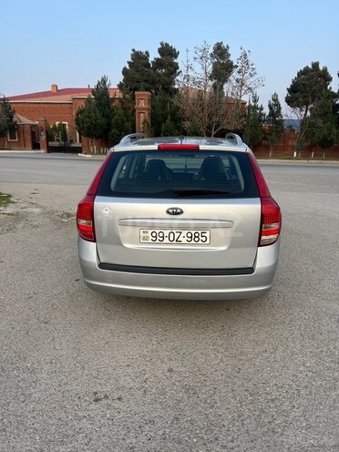 Kia  2009, 270,300 km - 1.4 l - Şabran
