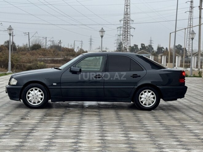 Mercedes C 200 1998, 316,000 km - 2.0 l - Saatlı