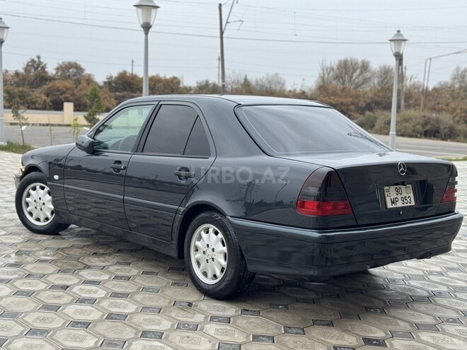 Mercedes C 200 1998, 316,000 km - 2.0 l - Saatlı