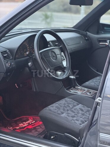 Mercedes C 200 1998, 316,000 km - 2.0 l - Saatlı