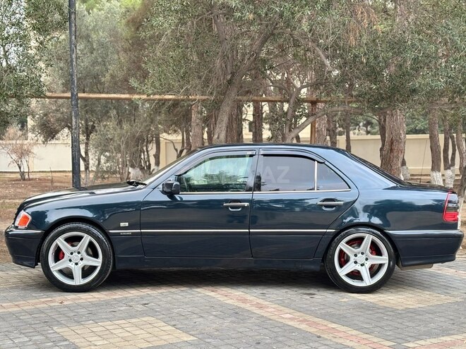 Mercedes C 240 1999, 214,800 km - 2.4 l - Bakı