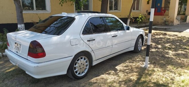 Mercedes C 230 1998, 300,000 km - 2.3 l - İmişli