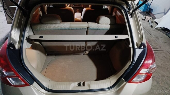 Nissan Tiida 2012, 105,000 km - 1.5 л - Bakı