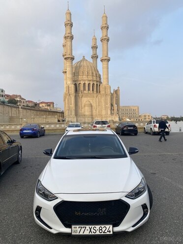 Hyundai Avante 2016, 150,000 km - 1.6 l - Bakı