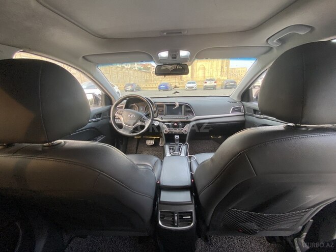 Hyundai Avante 2016, 150,000 km - 1.6 l - Bakı