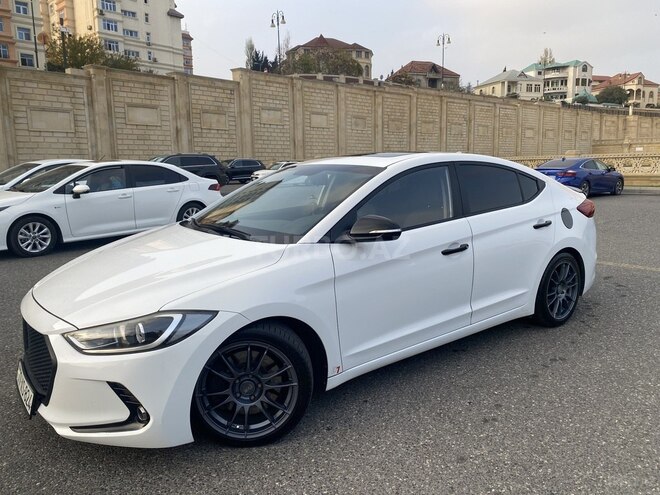 Hyundai Avante 2016, 150,000 km - 1.6 l - Bakı