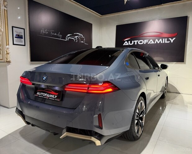 BMW i5-11