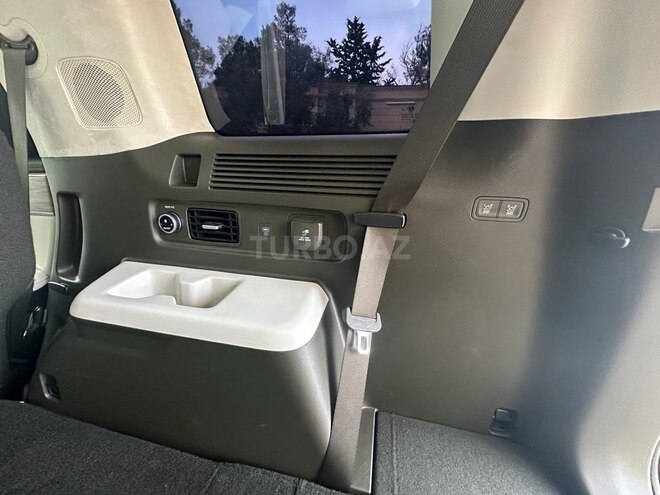 Hyundai Santa Fe-10
