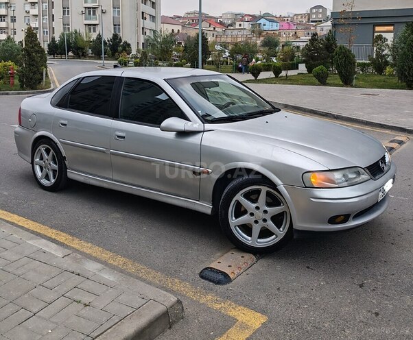 Opel Vectra 2000, 330,000 km - 2.0 l - Bakı