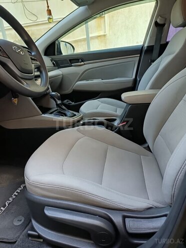 Hyundai Elantra 2017, 190,223 km - 2.0 l - Sumqayıt
