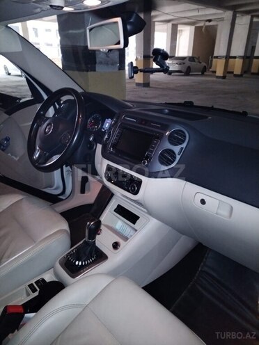 Volkswagen Tiguan 2013, 113,800 km - 2.0 l - Bakı