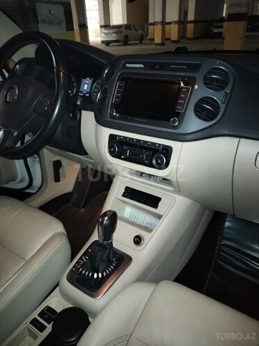 Volkswagen Tiguan 2013, 113,800 km - 2.0 l - Bakı