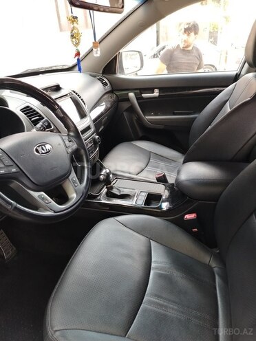 Kia Sorento 2014, 180,000 km - 2.2 l - Qazax