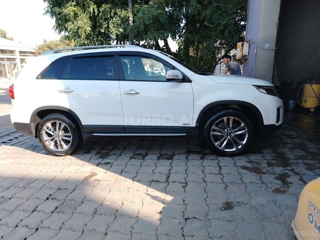 Kia Sorento 2014, 180,000 km - 2.2 l - Qazax