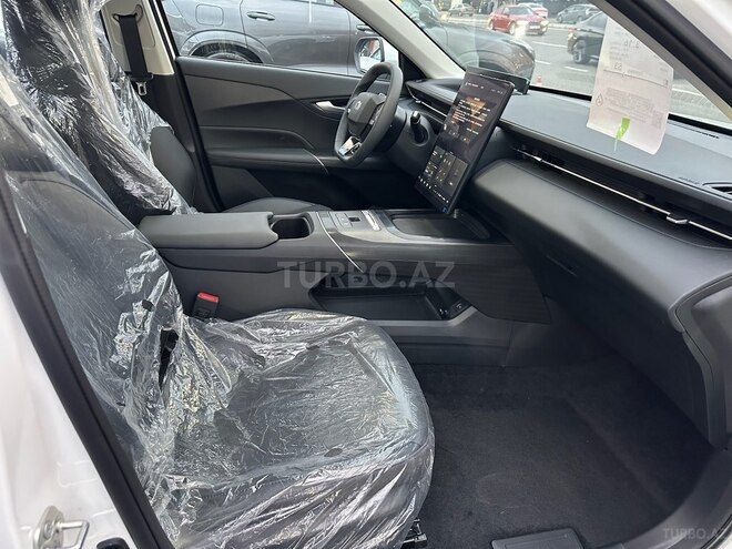 Changan Qiyuan A05-11