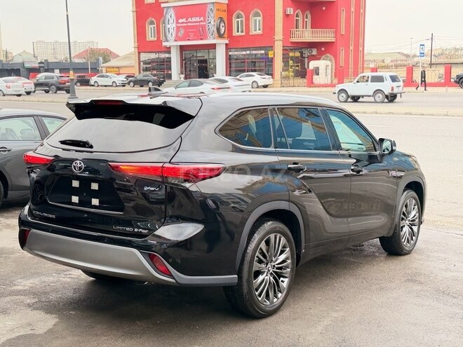 Toyota Highlander-11