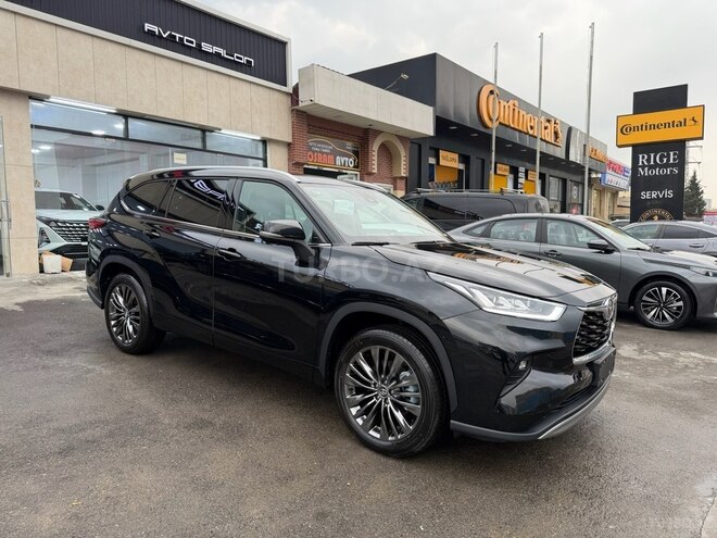 Toyota Highlander-3