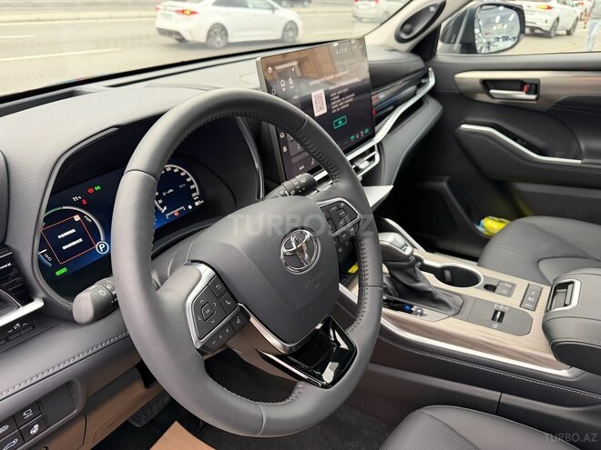 Toyota Highlander-16