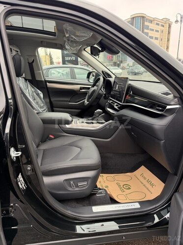 Toyota Highlander-21